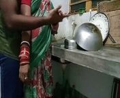 Kitchen Me Kaam Kar Rhi Saali Ko Jabardasti Choda Bedroom Me from ahsori rhi xxxvideo