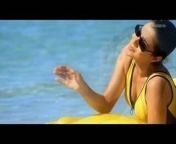 Amisha Patel Yellow Bikini SHow from amisha patel ki chudai xxxil dian school gi