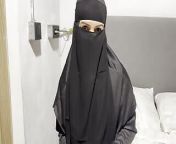 Horny muslim bitch gets fucked hard from arab bitch niqab in threesome