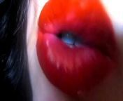 Red Lipstick Weakness from red lipistik arab cum drikin