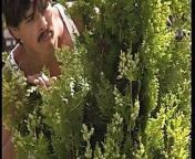 Public Fuck Outdoors in the Garden from parven sex