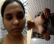 Today Exclusive-Cute Desi Girl Showing Her Bi... from cute desi girl showing her boobs and pussy on video call with clear hindi talk