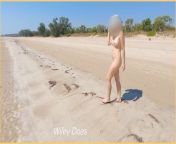 Wifey goes to the beach and walks around fully nude for everyone to see from stepmom goes nude from
