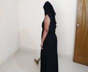 (Muslim Maa KE sath Jabardasti Choda) I Fucked Her while sweeping the house from indian mature sex muslim house wife