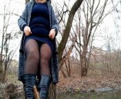 Curvy horny MILF fingering herself and having orgasm lowering her panties and pantyhose in autumn park from xxxvideo autuys