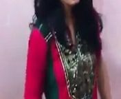 Desi lady’s hot bathing video from desi hijra bathing video