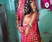 Hot sexi bhabhi ki sari show from aunty wearing sari