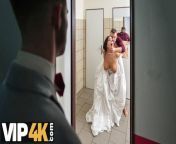 VIP4K. Being locked in the bathroom, sexy bride doesnt lose time and seduces random guy from locked in