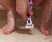 FUN IN THE BATHROOM from vlog bath wasing mom