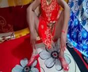 Indian newly married woman first night from indian newly maaried red clothes