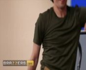 Brazzers - Lucky Dude Gets To Train With The One And Only Cherie Deville from 8bit