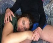 See my stepmom and BIG CUMSHOT in her mouth 4k from my girl gives the best handj