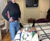 PRANKED STEP MOM FINDS HERSELF IN A STICKY SITUATION. (Vote) from topless prank