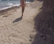girl pissing on public beach from egyptian nudist beach girls